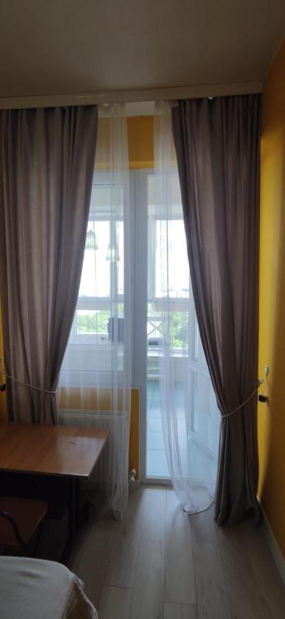 צ'יסינאו One Room With A Shared Bathroom מראה חיצוני תמונה